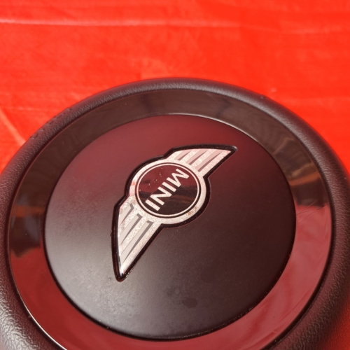 93058e445af8274377221c426369c1c0.jpg