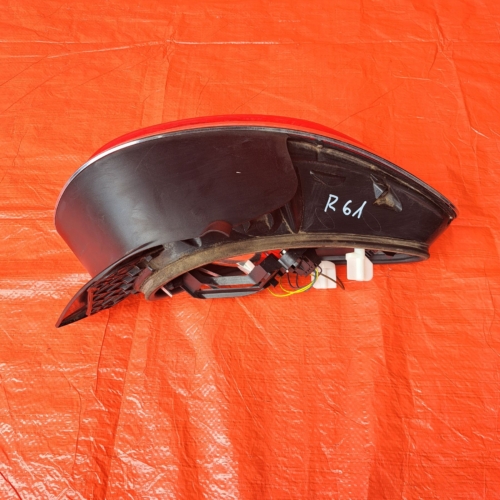 d31cb44107b59691de701ee1e57783d5-1.jpg